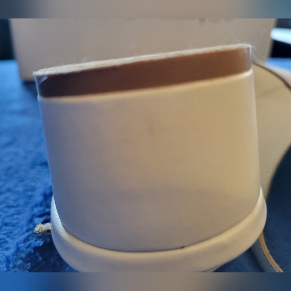 Walkingcradles white leather slingback size 10 1/2WW gently used - Picture 6 of 14